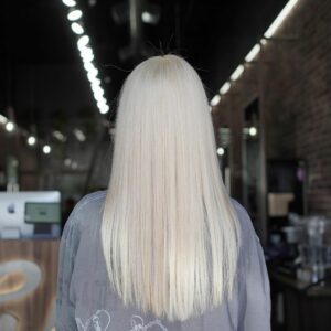 Woman with platnium blonde hair